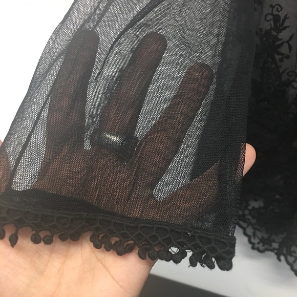 Topshop Black Lace Open Blouse - Picture 4 of 6